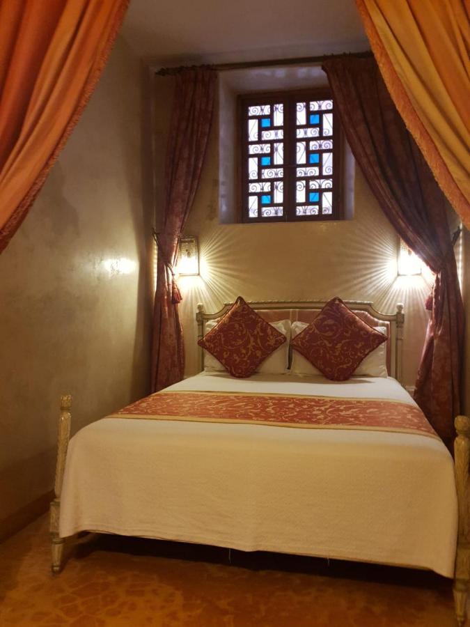 Sultana Larache Bed & Breakfast Exterior photo